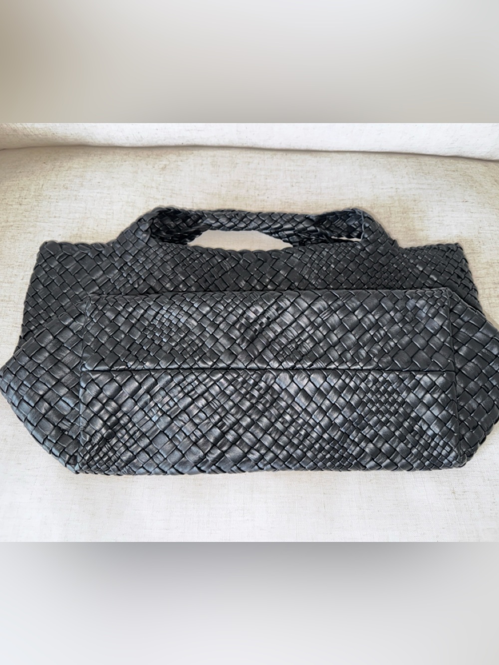 Falor Italian Black Woven Leather Tote with Removable Pouch - Picture 4 of 7